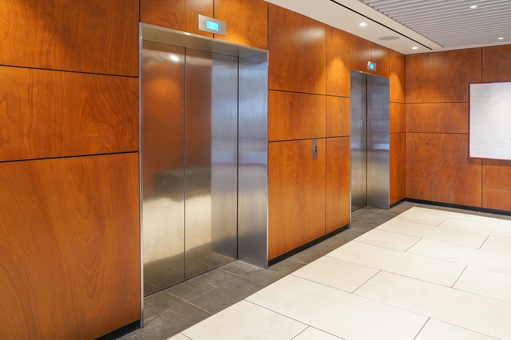 Integratie van lifttechnologie en IoT-oplossingen